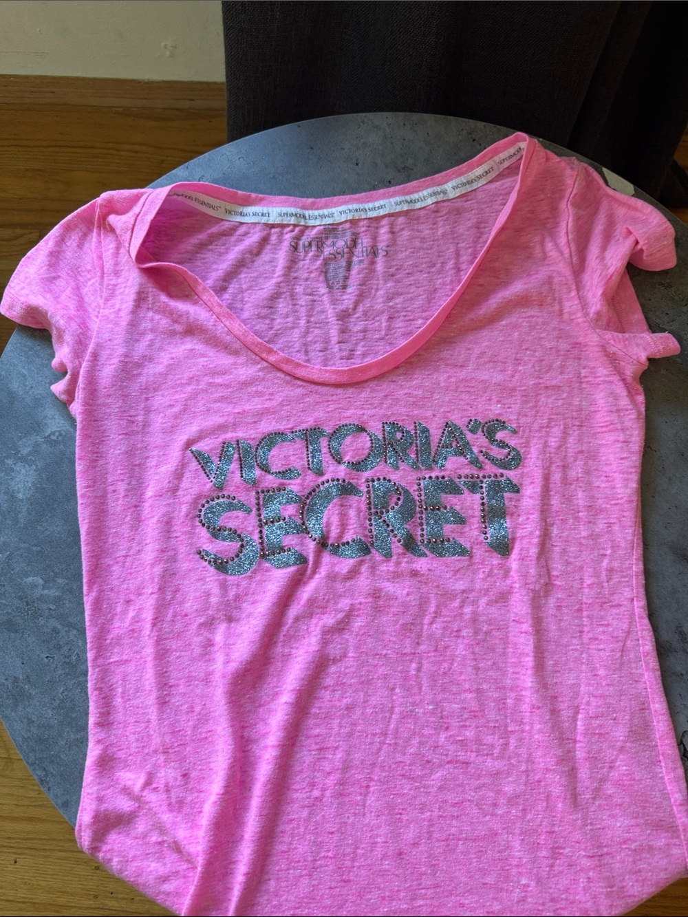 Victoria's Secret Leggings & Top bundle Bright Pink, Black, Gray, Purple - Picture 2 of 11
